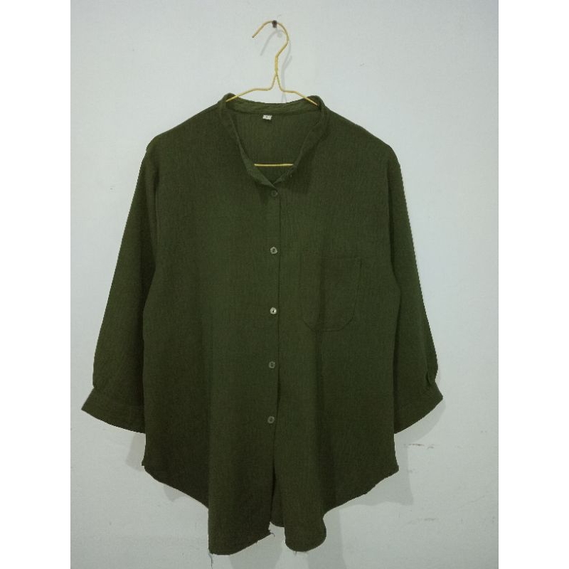 kemeja wanita hijau botol