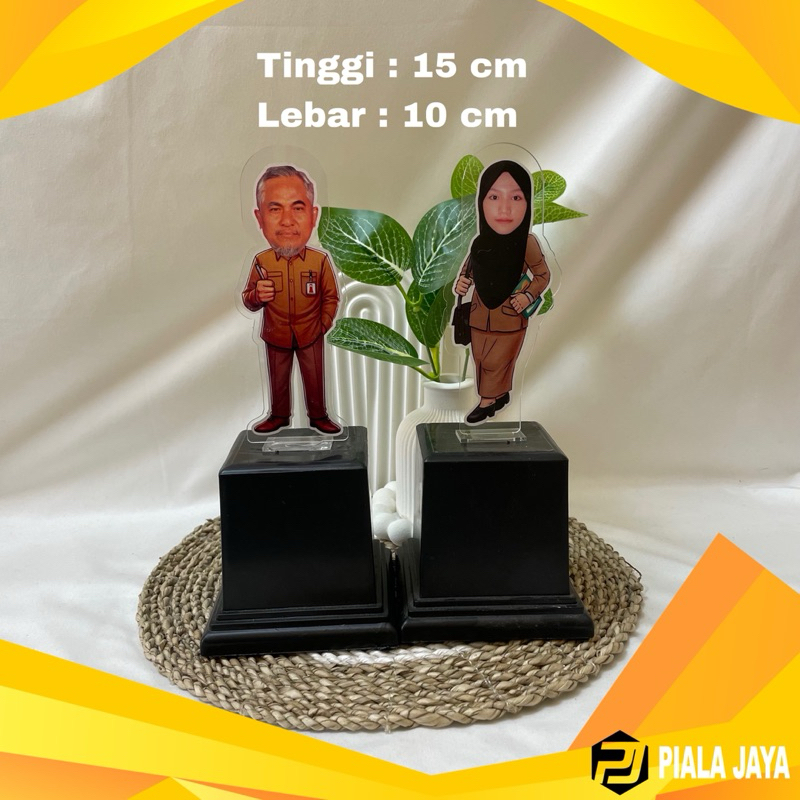 PIALA AKRILIK CUSTOM WAJAH GURU TATAKAN PLASTIK TEBAL 2 MM