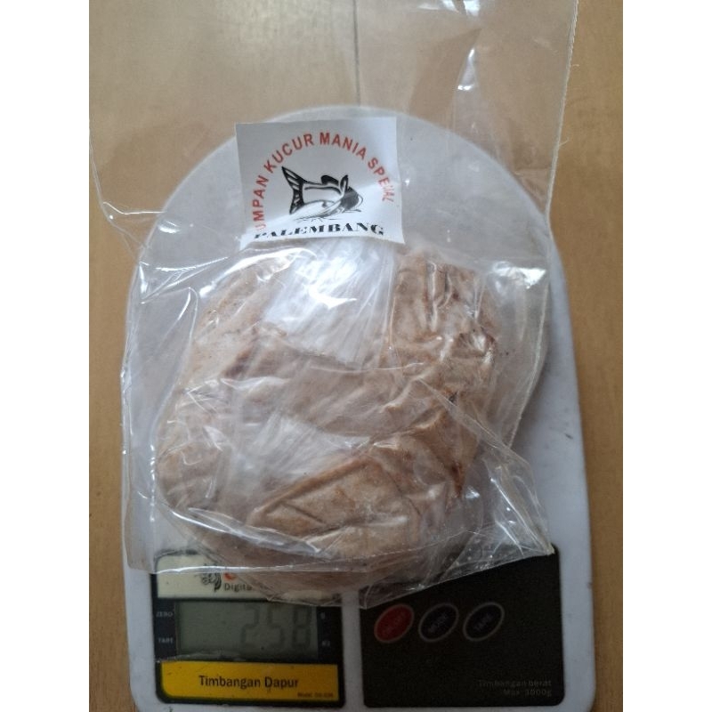 umpan kucur palembang umpan baung kemasan berat 250 gr perbungkus