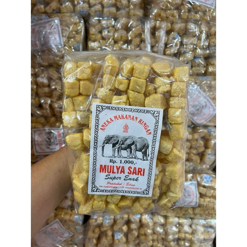 

Kerupuk Dadu Mini // Kerupuk Rambak Kotak SPESIAL Cap MULYASARI 1 Pak Isi 12 PCS