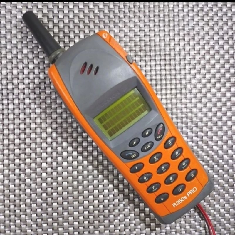 Prototype HP Jadul Ericsson R250 R250s PRO Paus Bright Orange