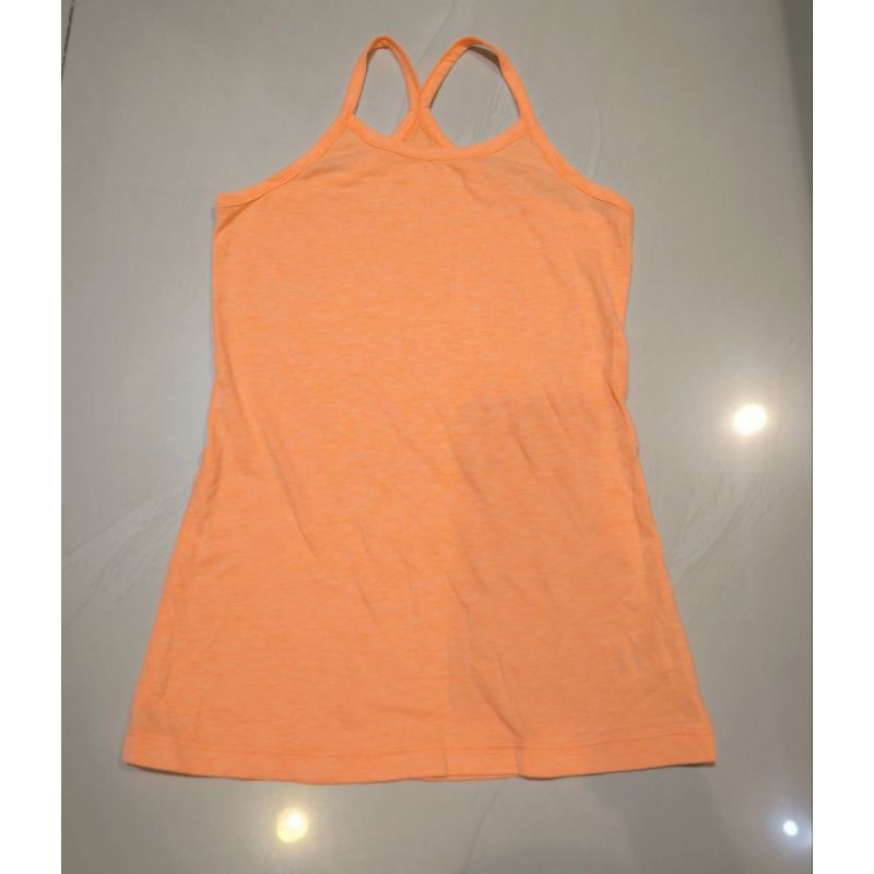 Kaos kutung anak cewek second/ Kaos anak perempuan bekas/ Kaos anak cewek/ Pakaian anak cewek prelov