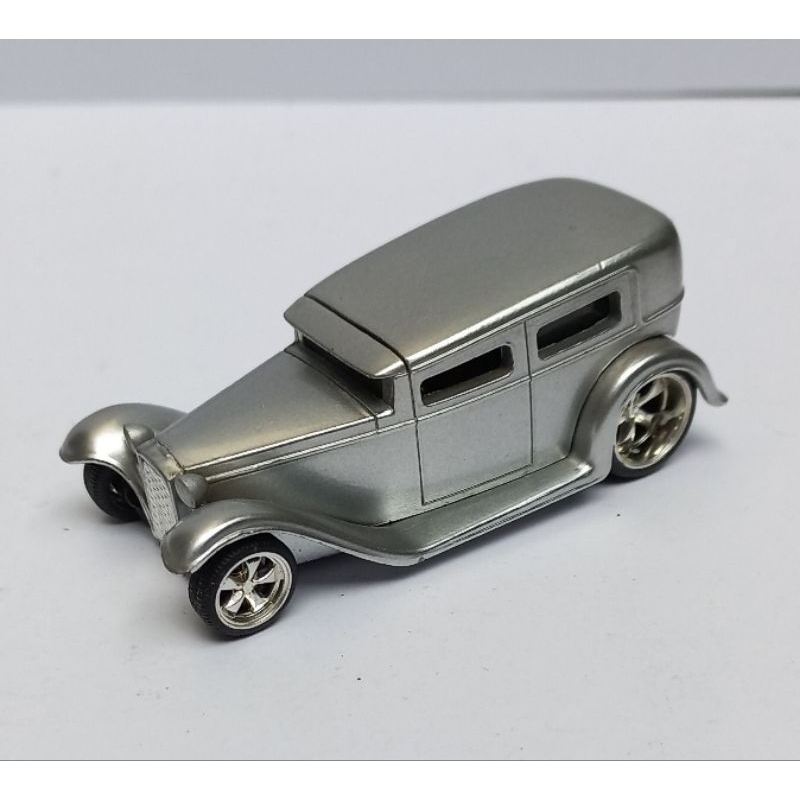jada toys 1931 ford ban karet 1/64 loose diecast