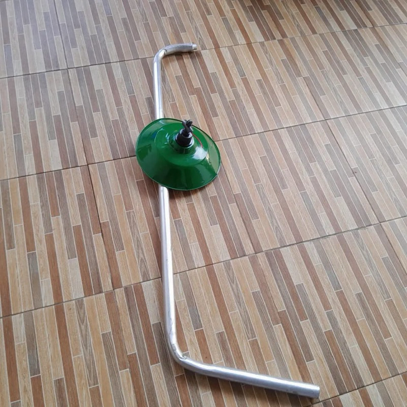 Qlola Money Tiang Lampu Jalan / Tiang Besi Gantung Lampu Jalan