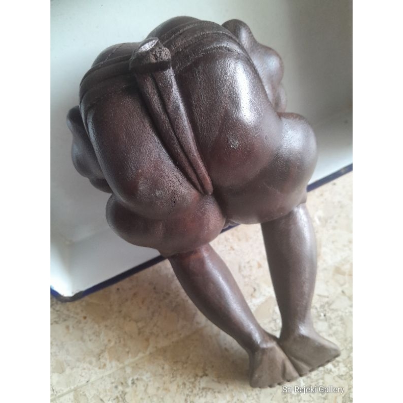 Patung Orang Kayu Sonokeling