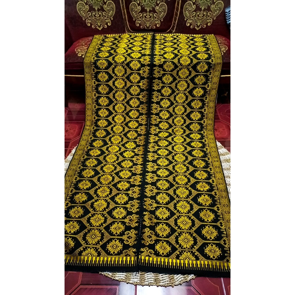 songket motif bulan bekurungan original tenun handmade sasak lombok