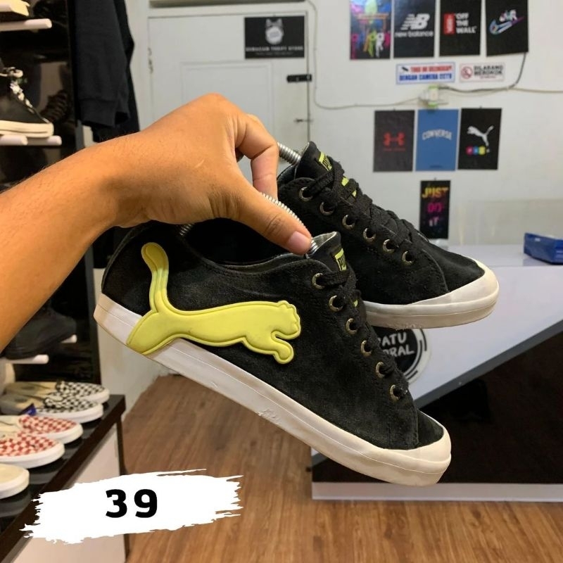 sepatu Puma Capri Big Logo 39