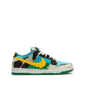 Nike x Ben & Jerry's SB Dunk Low "Chunky Dunky -sneaker pria mewah best seller