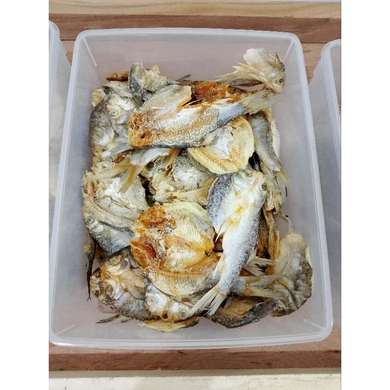 

ikan asin puyau berat 500 gram