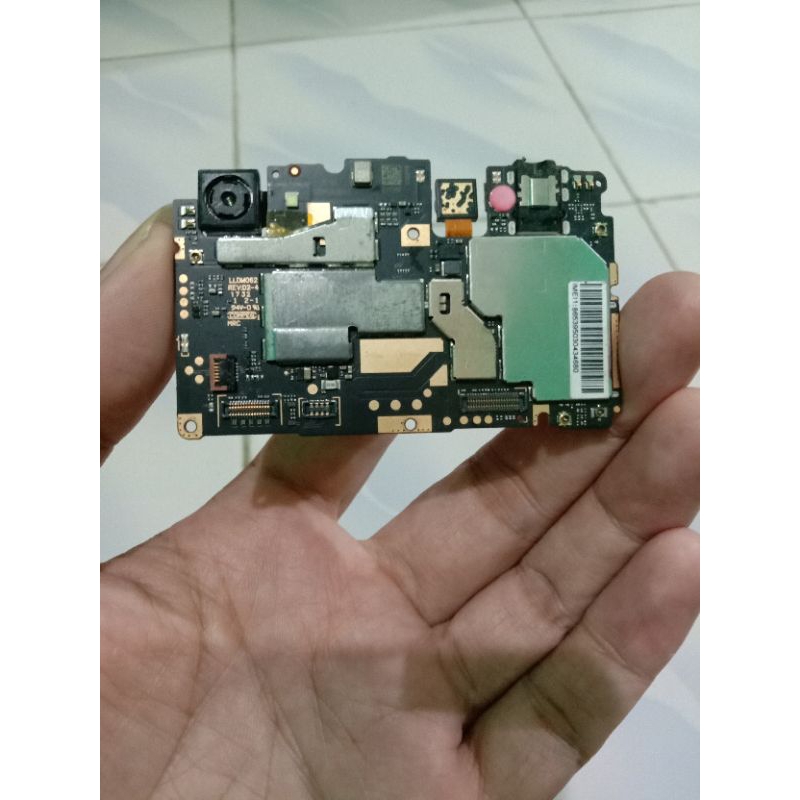 Mesin Redmi Note 5a Prime  Ram 3/32 Minus Sentuh Tidak Bisa