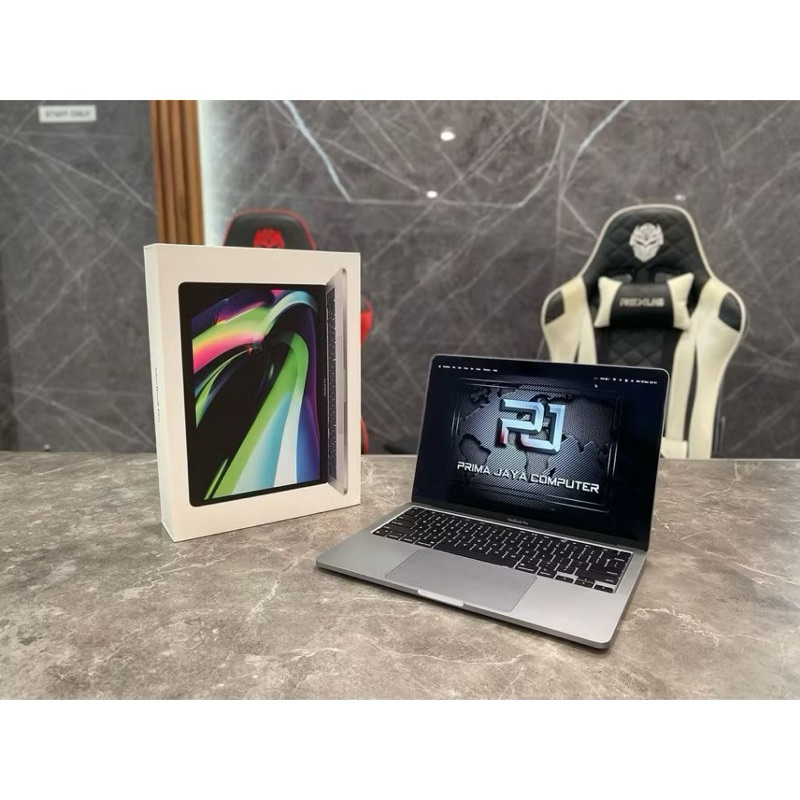 Macbook Pro M2 2022 ( 13" Inch )