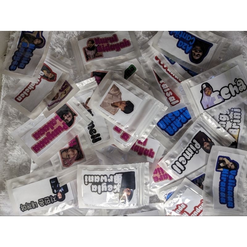 

Stiker Costum Foto/Stiker Costum Nama