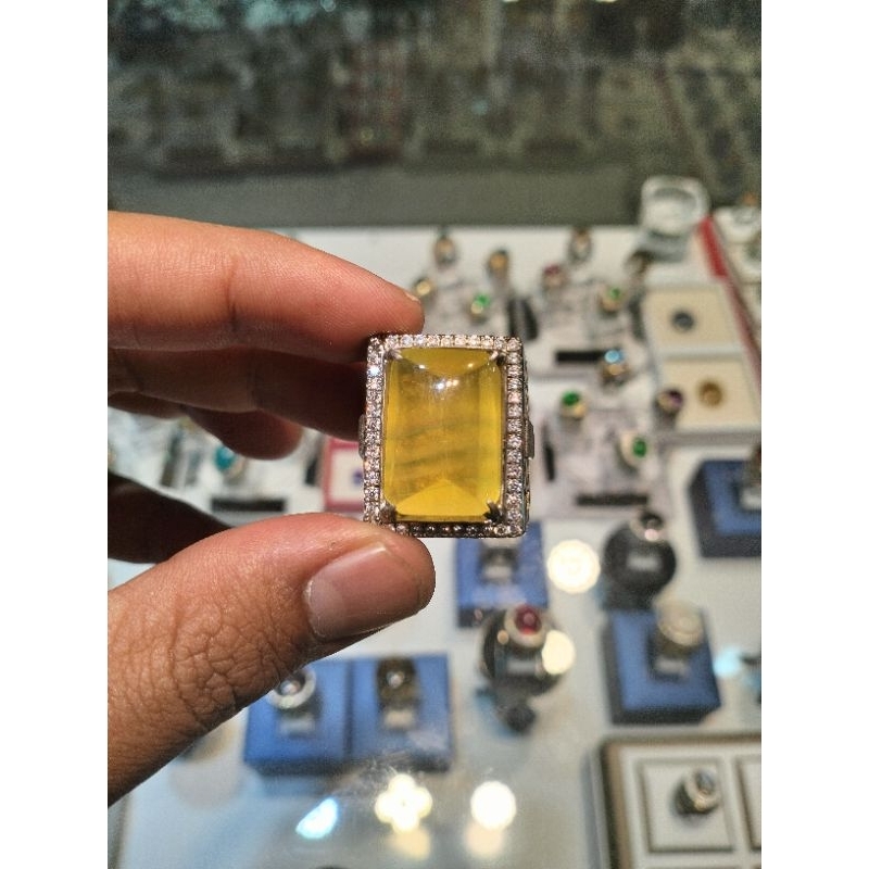 Natural Yellow Fluorite Dimensi 21,50 x 14,50 x 10 mm Ring Perak