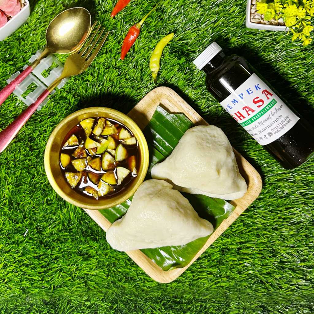 

Pempek Kapal Selam Jumbo Mix Pempek Kecil Premium