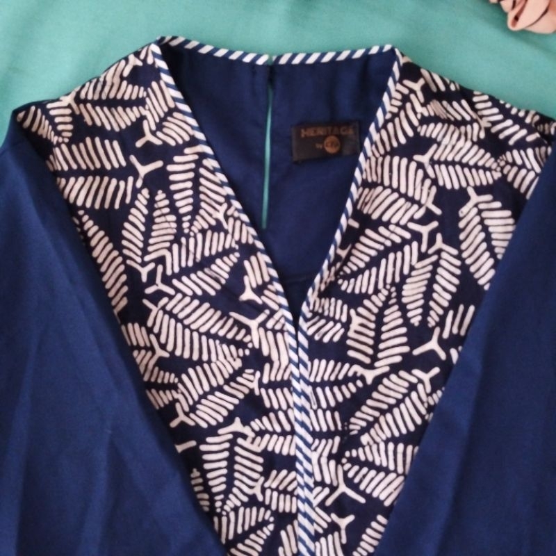 batik biru putih preloved