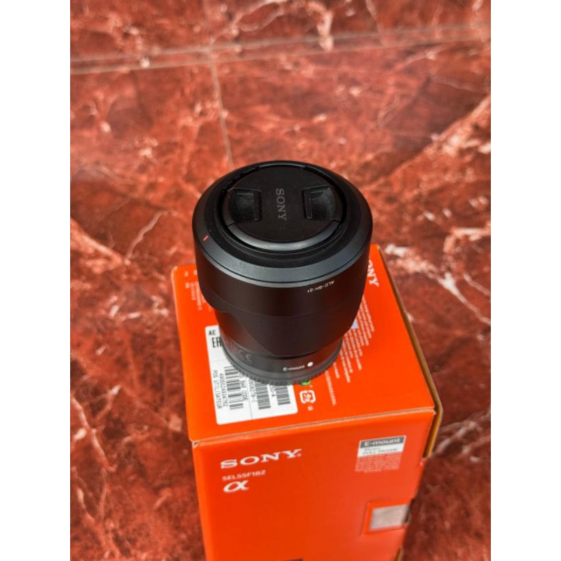 Lensa sony zeiss 55mm 1.8 lens