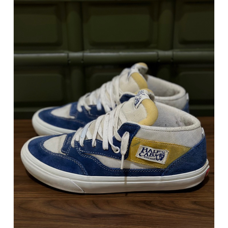 VANS HALFCAB ATHELTIC SKATEBOARDING