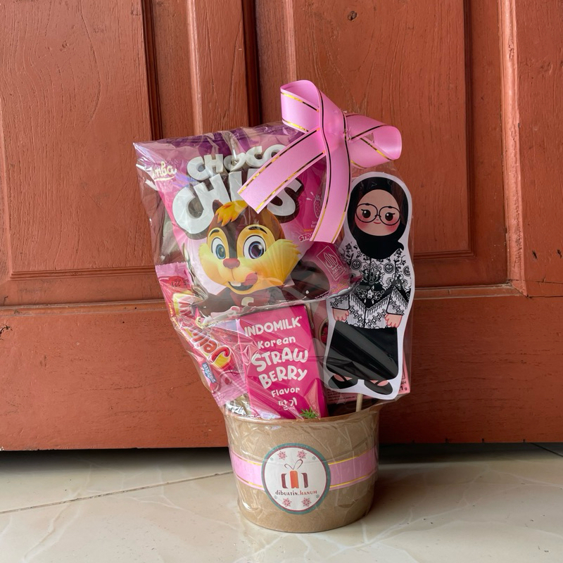 

HAMPERS KADO GIFT HARI GURU CUSTOM READYSTOK LANGSUNG KIRIM HIJAB MASKER SNACK SOUVENIR BOX KARDUS KRAFT PIZZA