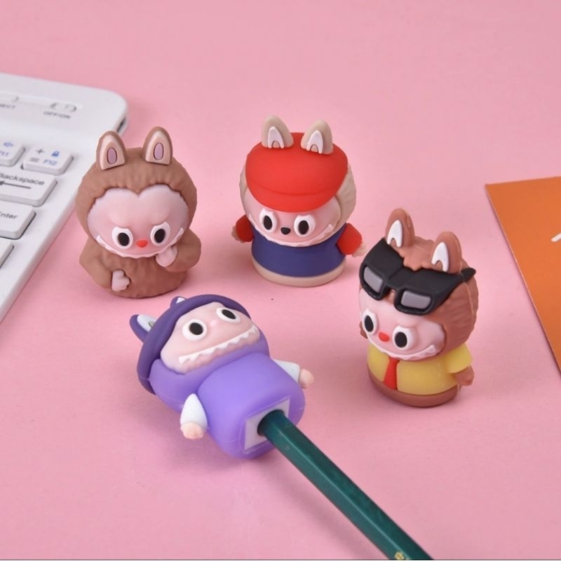 

[ULTRATOYS] RAUTAN LABUBU TIMBUL