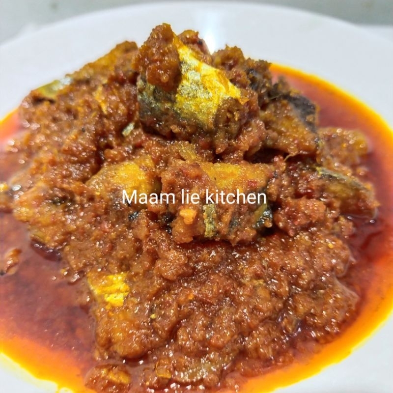 

Sambel ikan asin tenggiri masakan Kalimantan