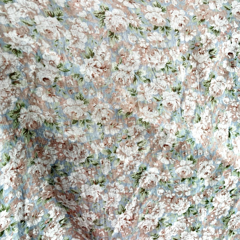 Kain Katun silky Premium / Kain Motif Bunga / Bahan Mukena Traveling / Kain Meteran