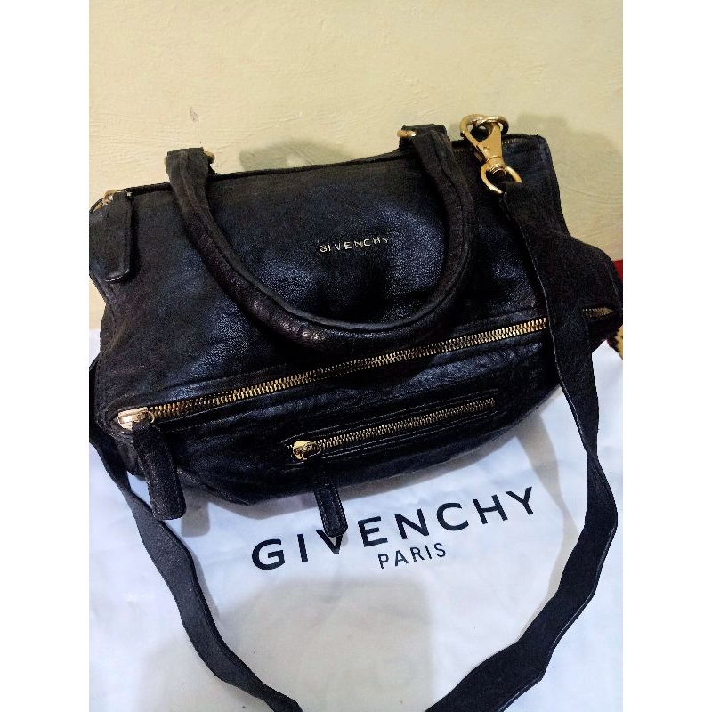 Pandora GIVENCHY Preloved