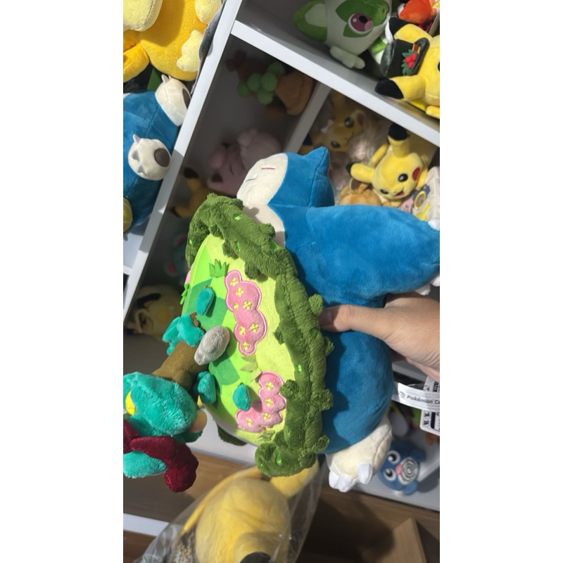 POKEMON CENTER - GIGANTAMAX SNORLAX PLUSH