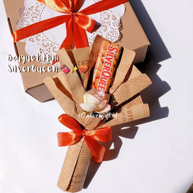 

Bouquet / Bucket / Buket Mini SilverQueen Aesthetic - Buket Lucu - Buket Coklat Mini