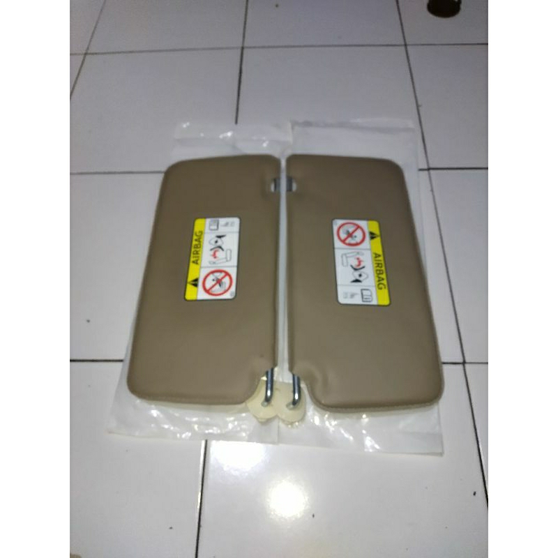 sunvisor grand livina cream set kanan kiri