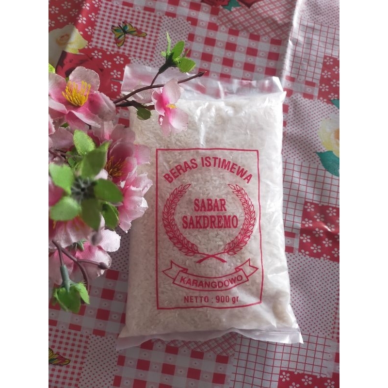 

Beras Putih Sabar Sakdremo 900 gram
