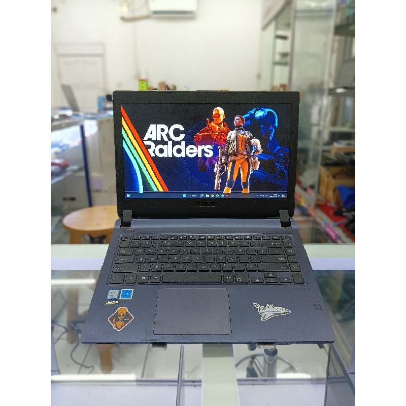 Laptop Asus P1440FA Intel Core i3 Gen 8 | Ram 8 | SSD 256 | 14" HD | Windows 11 | Slim - Second