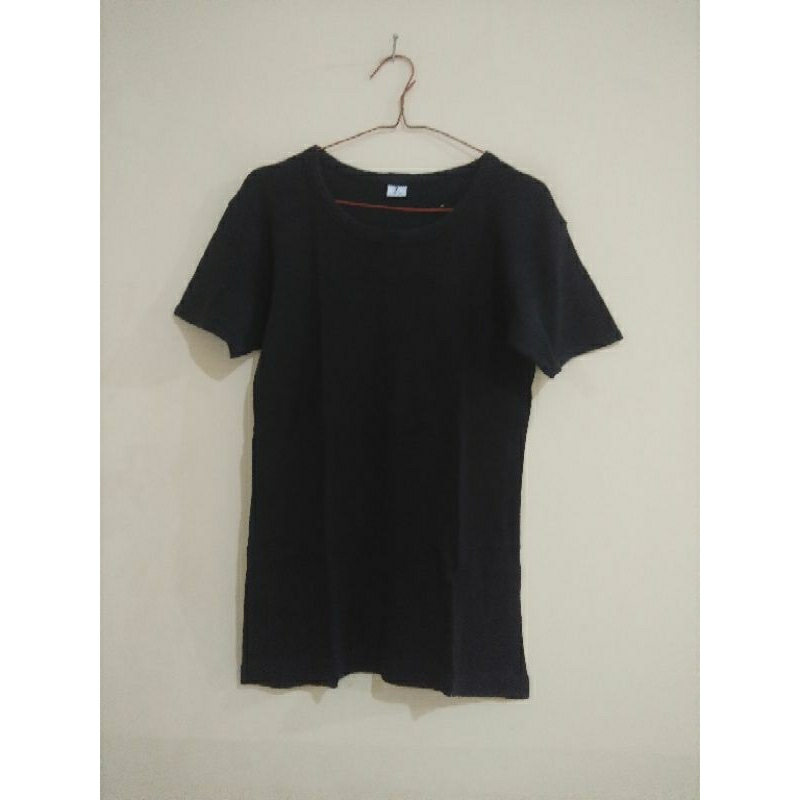 Kaos Hitam YSL size L (36-38) (RZ31)original