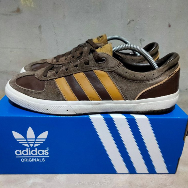 Sepatu ADIDAS SAMBA VINTAGE VULC II - Size 43 - Second Original