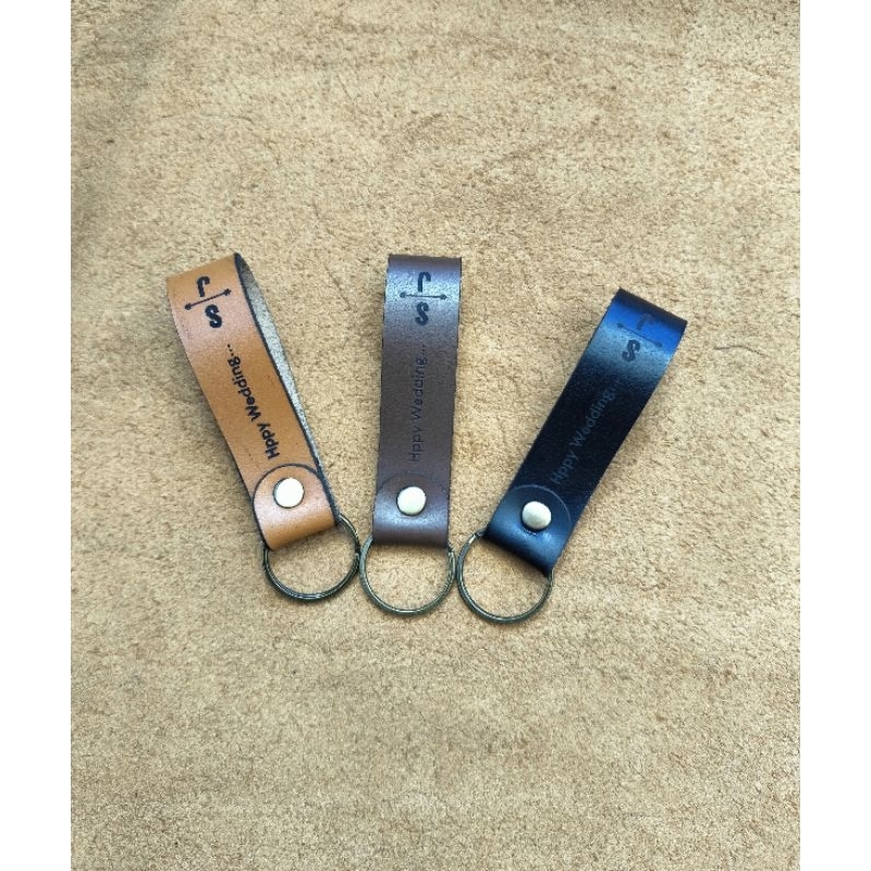 Gantungan kunci kulit custom