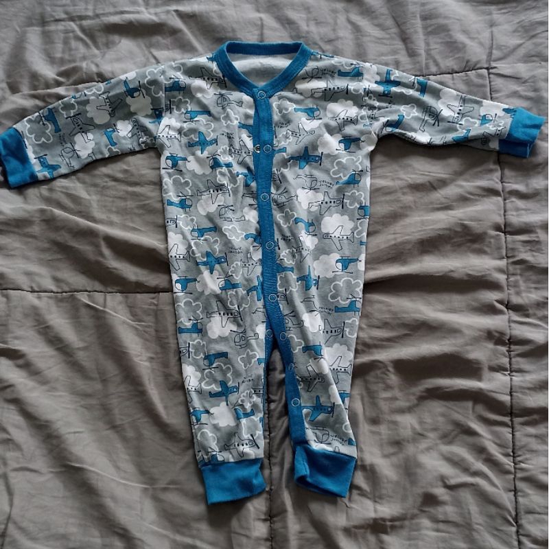 Baju bayi merk velvet junior