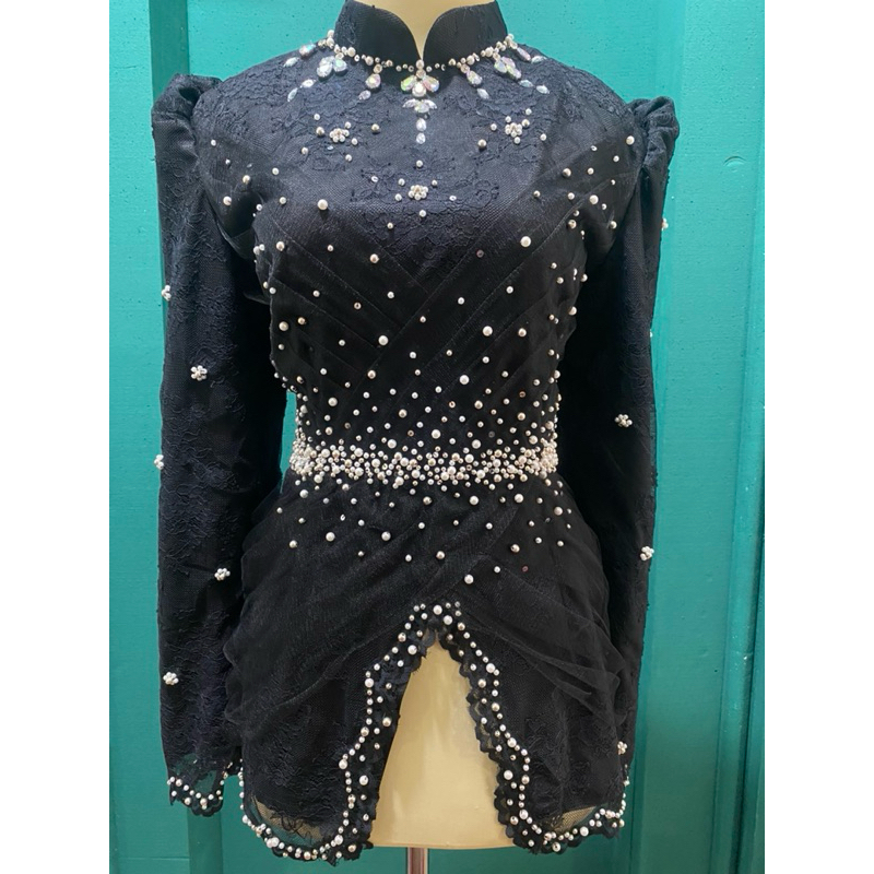 Atasan Kebaya Hitam Bahan Chantily Premium Full Payet Terbaru 2024