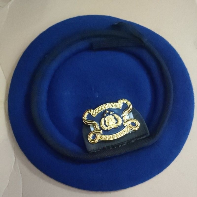 BARET BIRU POLAIRUD