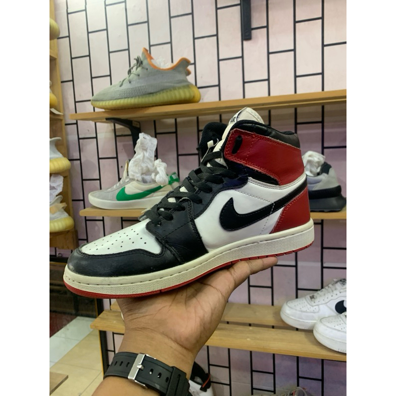 Sepatu Second Ori Nike Air Jordan RedWhiteblack