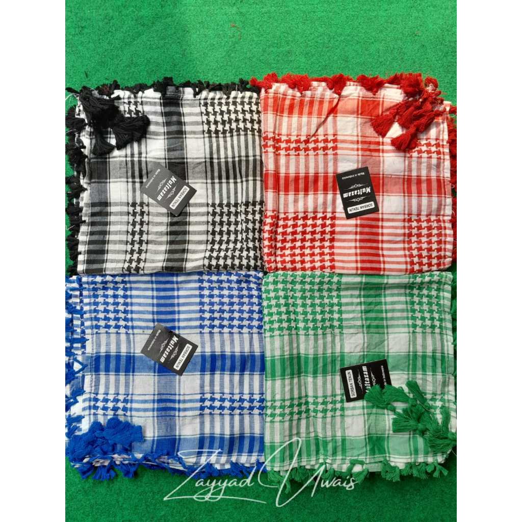 Sorban SegiEmpat Jagung Latar Putih-Surban Palestina Rumbai