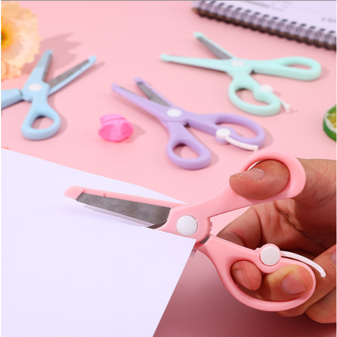 

CUTECUT Gunting Warna Pastel, Aman untuk Anak Ceria UJUNG TUMPUL