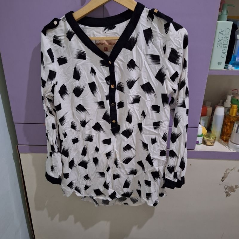 kemeja novel mice