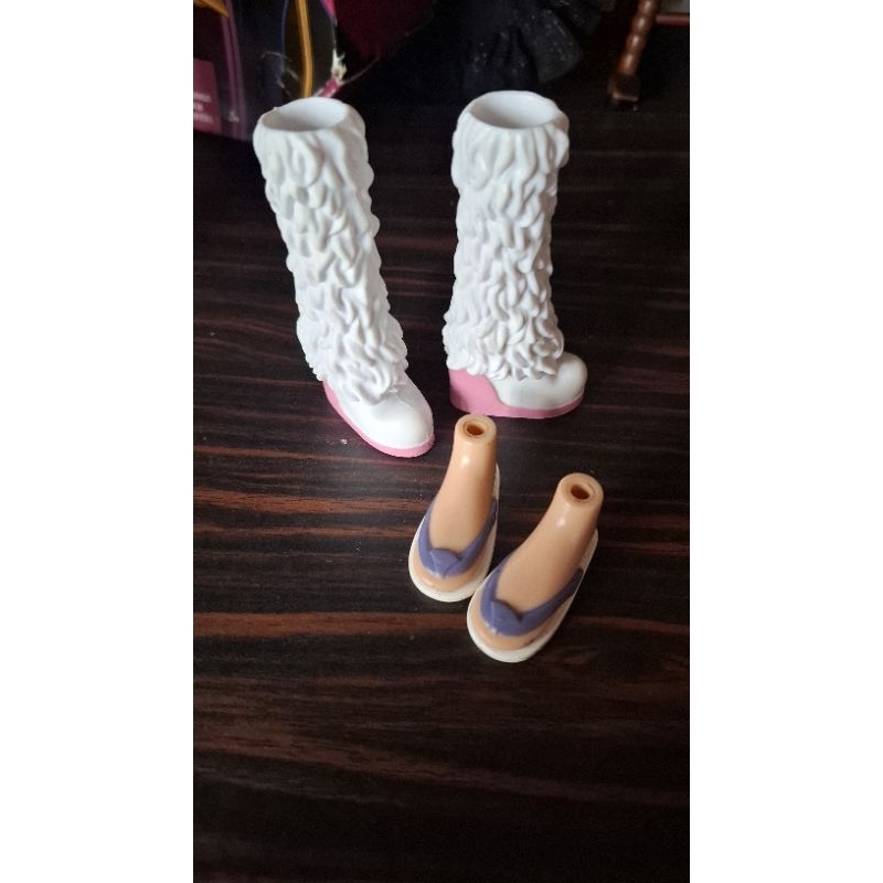 kaki bratz doll preloved