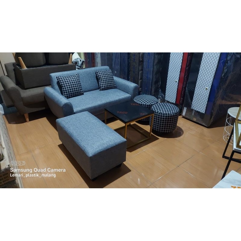 Sofa retro murah kaki piramid