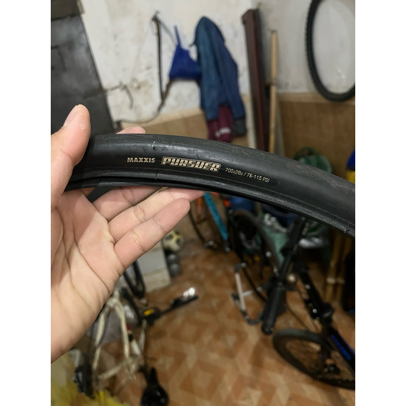 Ban luar 700x28c maxxis pursuer