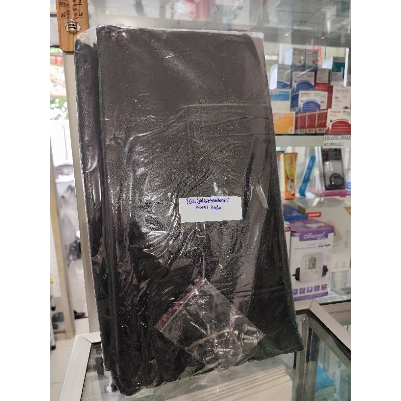 Alas Dan Sandaran Kursi Roda Standar / Alas duduk kursi roda standar