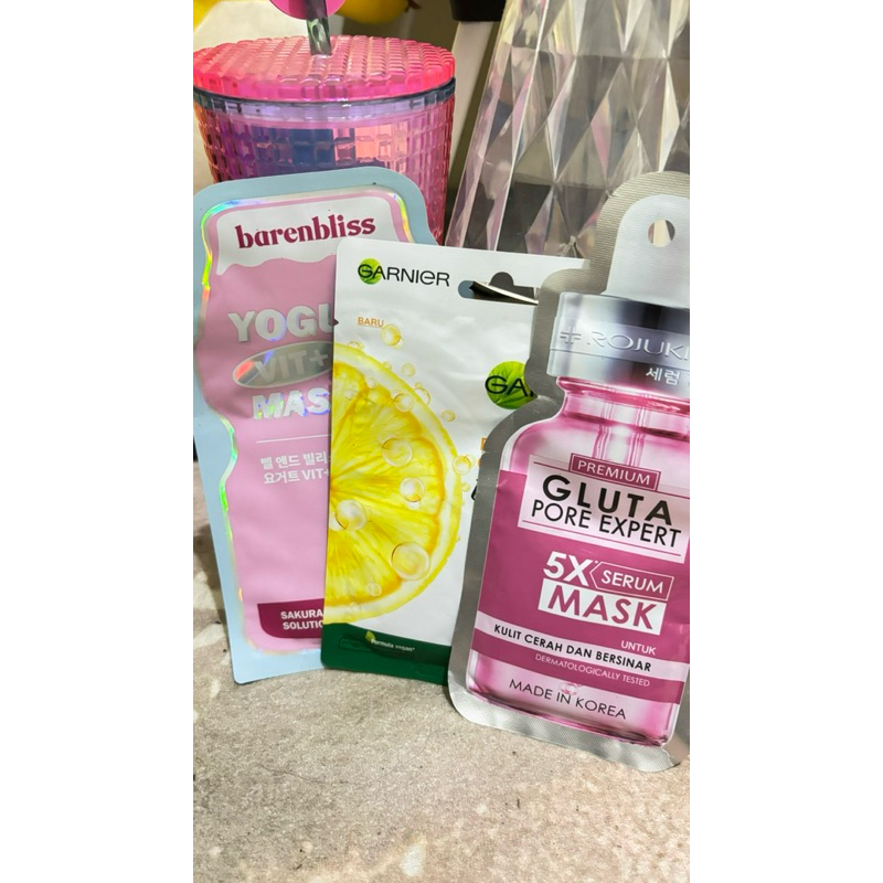 3 Pcs Masker Wajah | Sheet Mask | Mencerahkan | Garnier Barenbliss Rojukiss