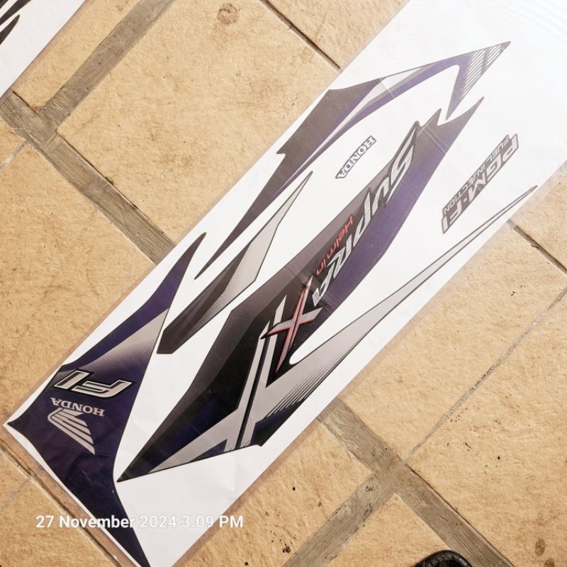 Stripe body Supra X125 helm in Fi.871X0-KYZ-670