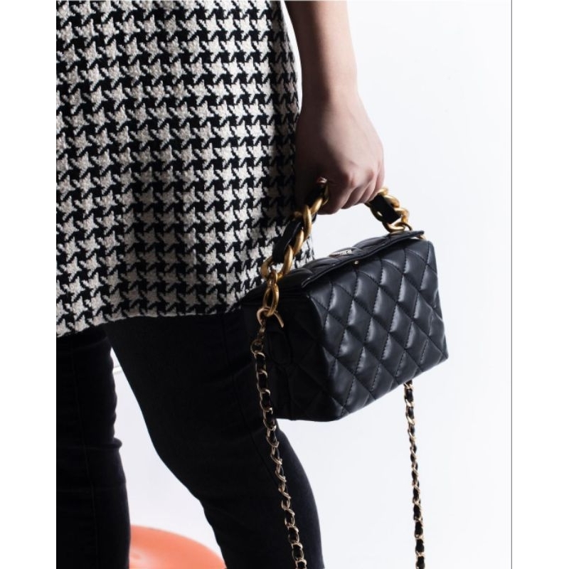 Tas Ateliers Bag in Black VBE (Valencia By Enrica)