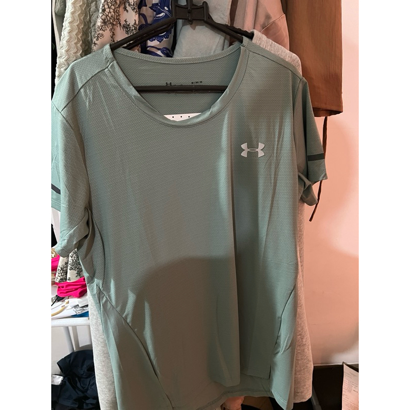 preloved under armour t shirt gym