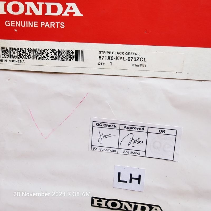 Stripe body Supra X125 kiri. 871X0-KYL-670/A10